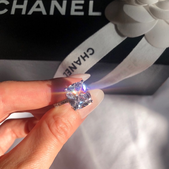 Sterling Silver Ring - Picture 7 of 8